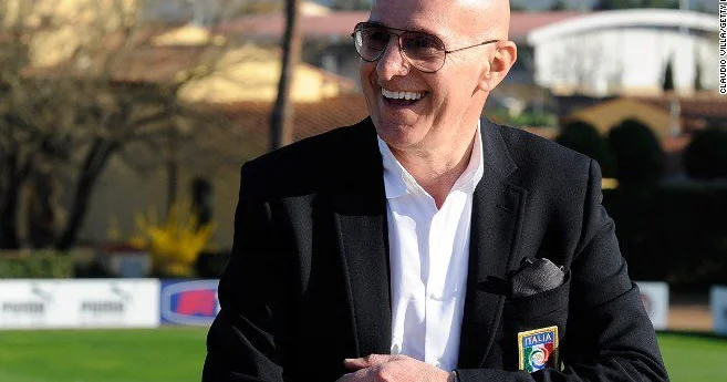 İtaliyada şəxsi maraqlar və eqoizm həmişə üstün olub əfsanəvi məşqçi