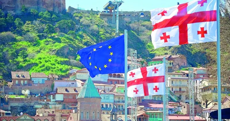 Brüssel Tbilisi ilə dialoqdan qaçdı