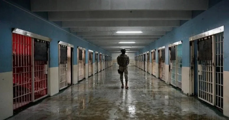 10 məhkum vərəmdən ÖLDÜ