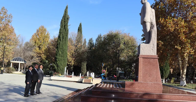 Samuxda YAP ın 33 iliyi qeyd edildi FOTO