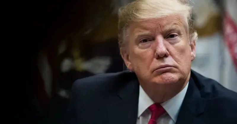 Трамп пригрозил уволить министра финансов