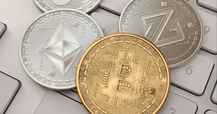 Kriptovalyuta bazarlarında itkilər 1 trilyon dolları aşdı