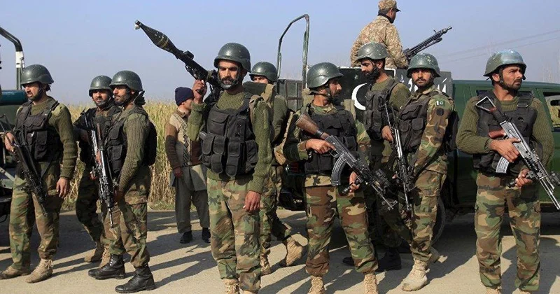 Pakistan ordusundan əməliyyat: 23 silahlı məhv edildi