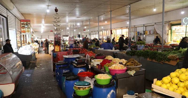 “Vasmoy” bazarında antisanitar vəziyyət Məsuliyyəti kim daşıyır?+Video