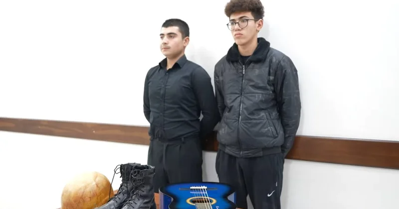 Полиция задержала подозреваемых в краже вещей с могил шехидов Minval Politika