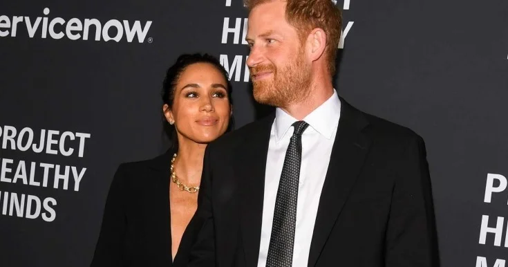 Dünyada məni ondan çox sevən yoxdur Fotolar