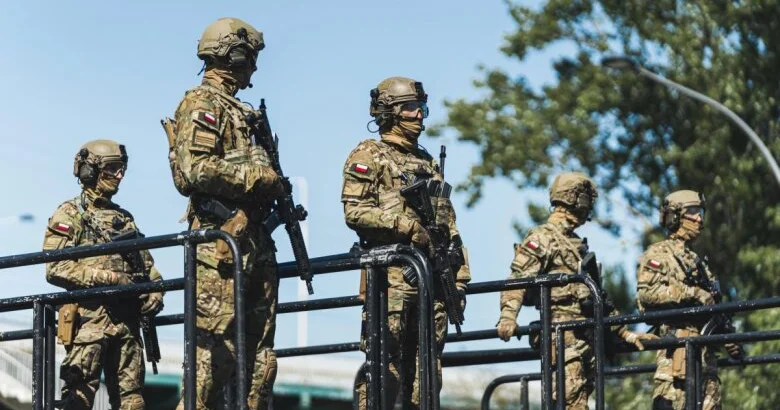 Polşa təxribatlara qarşı tədbirləri gücləndirir