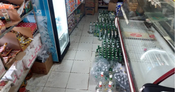 Pərakəndə satış mağazasında saxta araqlar aşkarlanıb FOTOLAR
