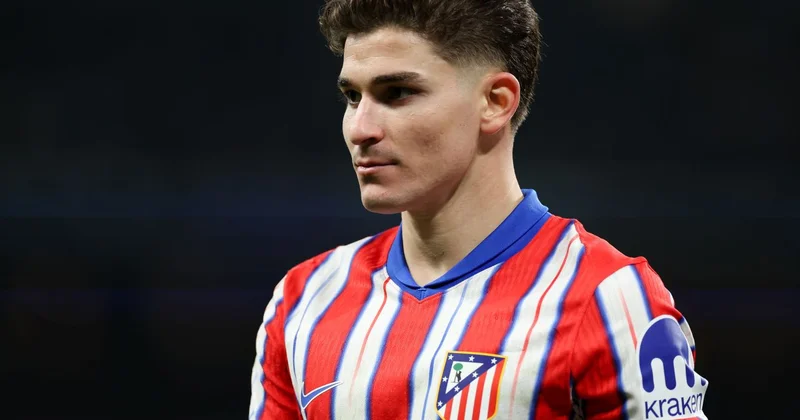 Katalonlar Julian Alvarezlə ilkin danışıqlar aparıblar