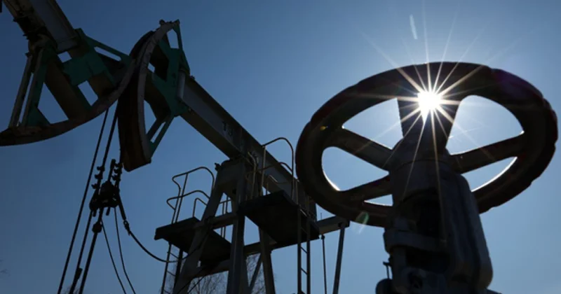 Rusiya neftinin ixracı rekord həddə düşüb