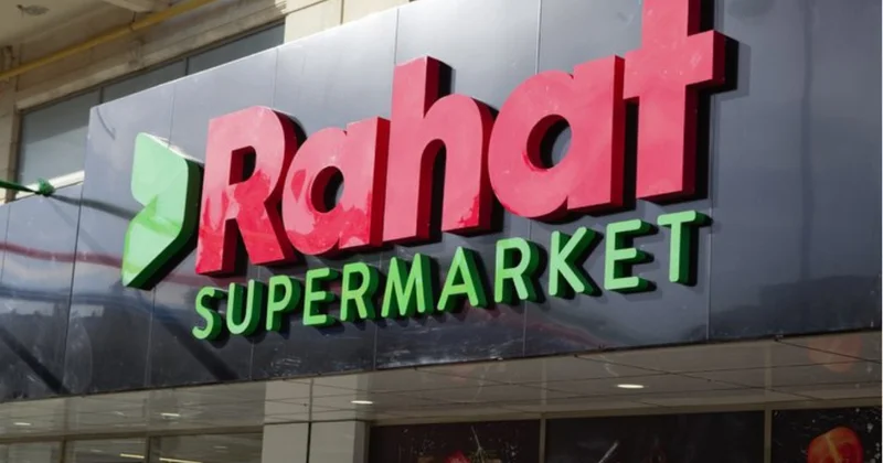 “Rahat” marketdə satılan konfetdən qurd çıxdı Foto