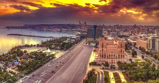 “Bakı şəhərində mənzil qiymətləri ağlasığmaz dərəcədədir, hətta Avropanın paytaxt şəhərlərindəki qiymətlərdən də bahadır”