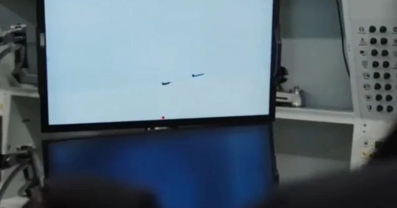 Bayraktar Kızılelma засёк F 16 и симулировал удар по нему Minval Politika