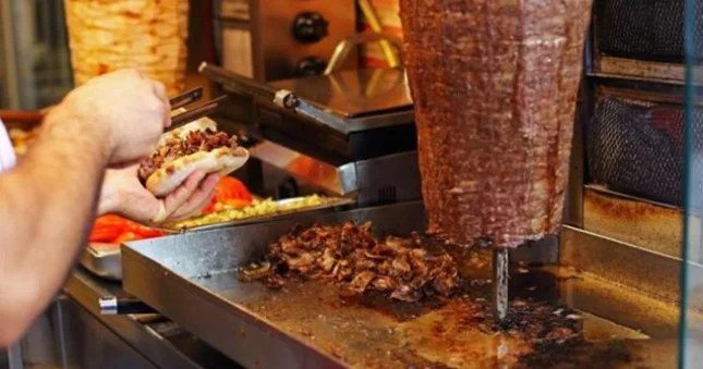 Hazırda dönərxanalarda vəziyyət nə yerdədir? MÜTƏXƏSSİS AÇIQLADI