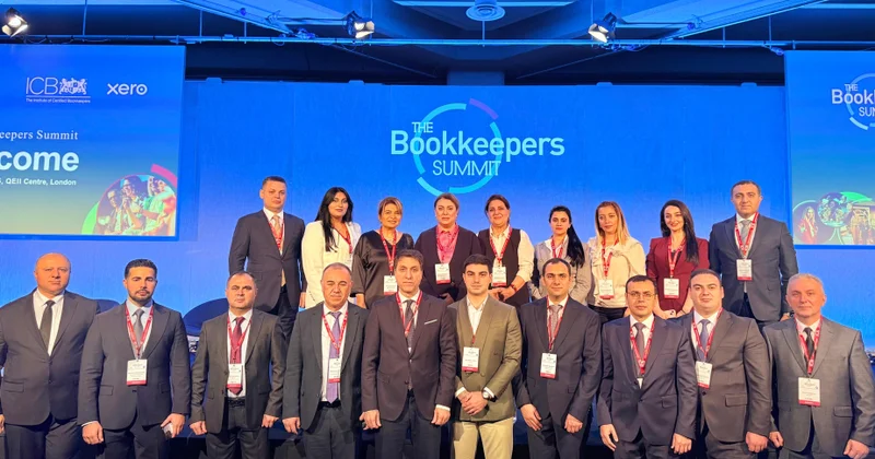 Azərbaycanlı maliyyə mütəxəssisləri Londondakı beynəlxalq tədbirdə yüksək mükafatlarla təltif edilib