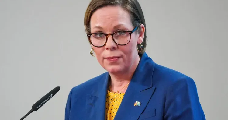 Rusiya ABŞ danışıqları haqqında xəbərlər şayiədir İsveç XİN