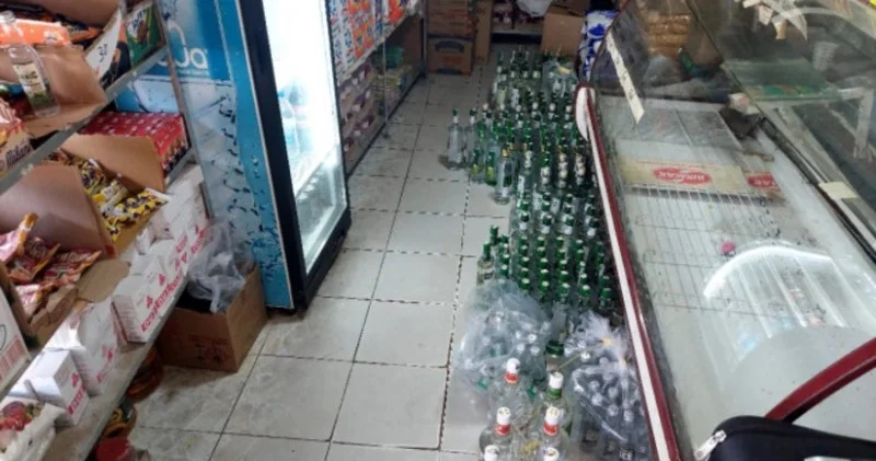 Şəmkirdə mağazada 128 litrə yaxın saxta araq aşkarlanıb