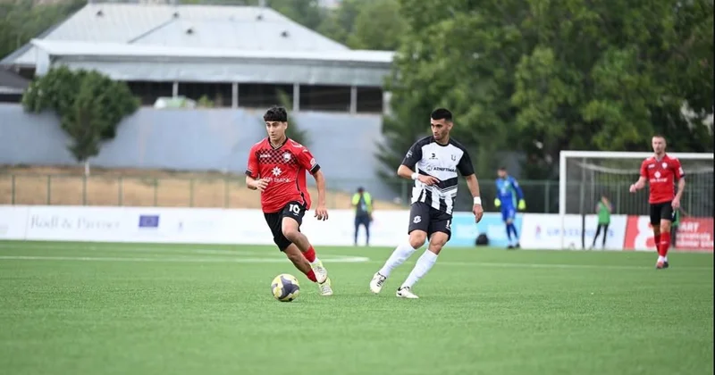 İnanırıq ki, Kəpəz lə oyunda 3 xal qazanan tərəf biz olacağıq Karvan Yevlax ın hücumçusu