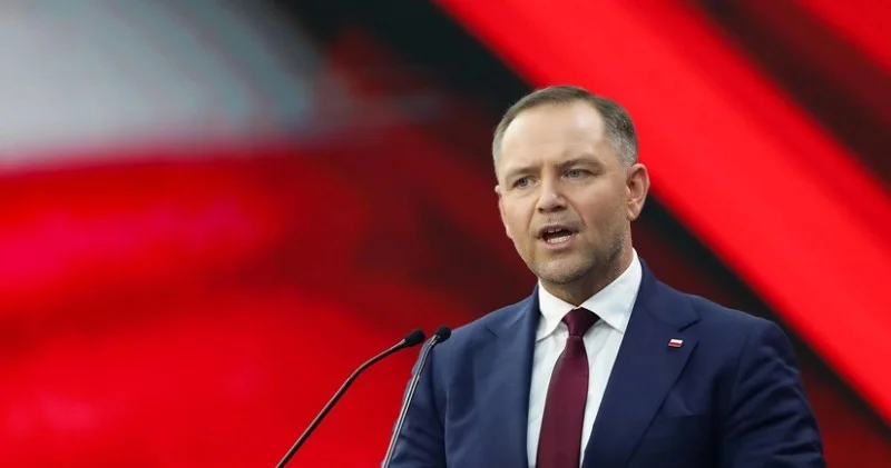 Polşa prezidenti sosial şəbəkələrdə təhdidlər alıb