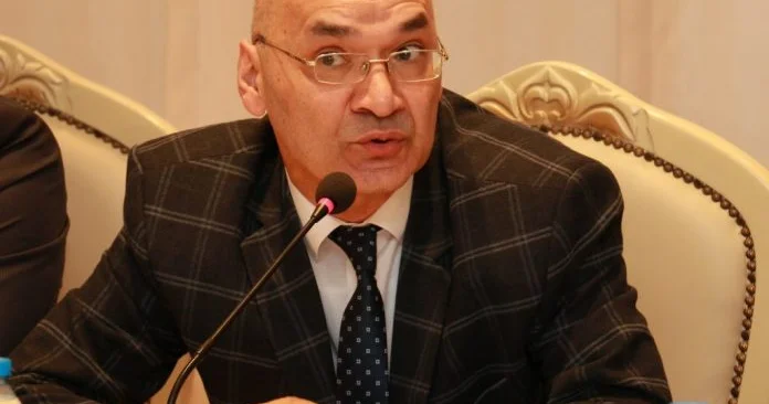 Ziya Məmmədov 100 milyonu havaya sovurdu...