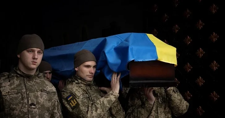 Украина сообщила о возвращении тел тысячи военнослужащих ВСУ