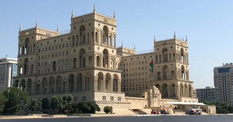 Mədəniyyət Nazirliyində konsert qalmaqalı böyüdü: kimlər gedəcək?