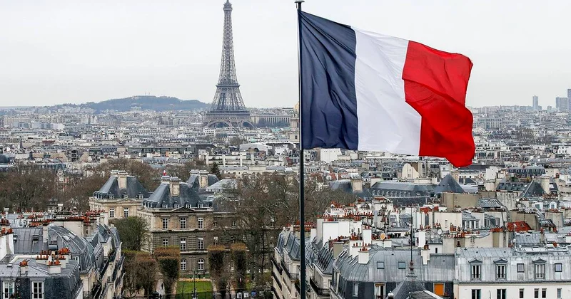 Призыв готовиться к войне с Россией вывел французских политиков из себя Minval Politika