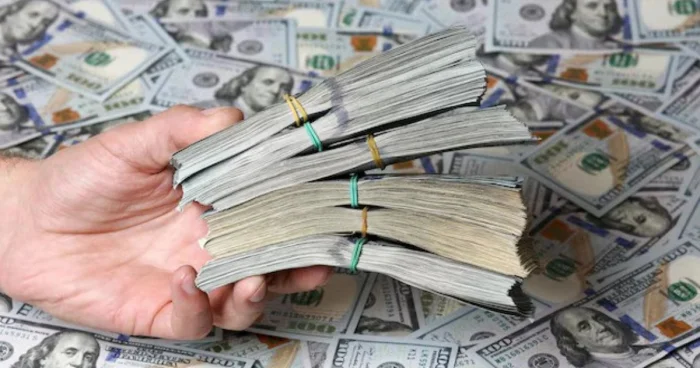 Oxfam: “Milyarderlər varlanmaqda davam edir”