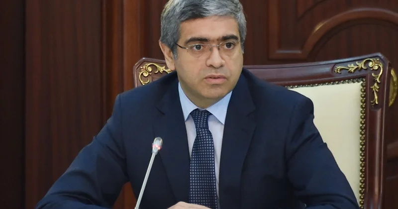 Nazir artımlardan danışdı