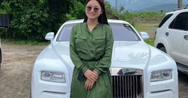 Saxta kimliklə sədr seçildi, yüzlərlə insanı əsir götürdü... Dünya bu qadından danışır