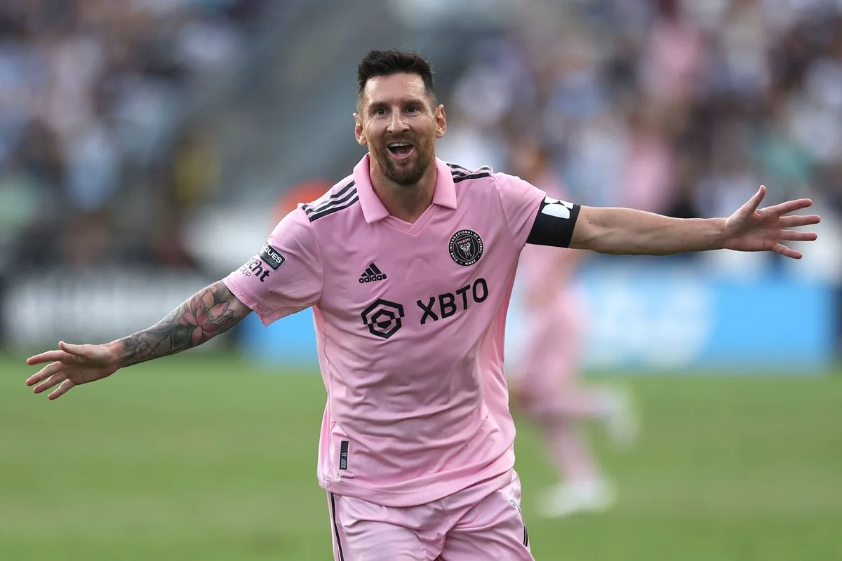 Messi İngiltərə nəhənginin baş məşqçisi Messini istəyir Bekhem keçidi əngəlləməyəcək