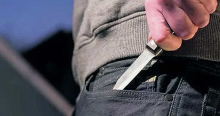 Qohumunu küçədə öldürdü