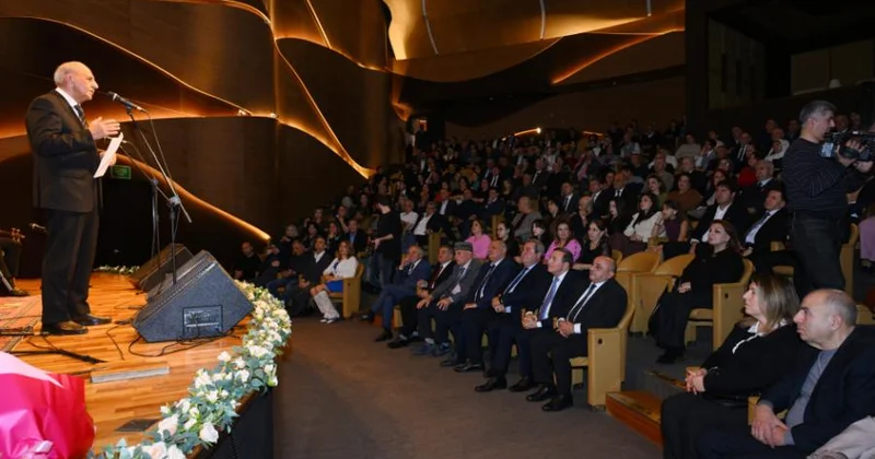 Qədir Rüstəmovun 90 illiyinə həsr olunan xatirə gecəsi keçirilib