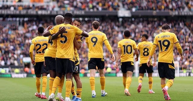 Vulverhempton Premyer Liqada antirekordu təkrarladı