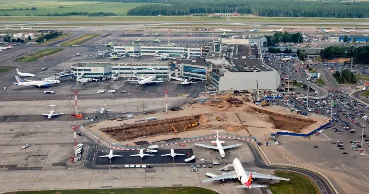 Bakıya uçan təyyarə 2 saat havaya qalxa bilmədi: PUA TƏHLÜKƏSİ