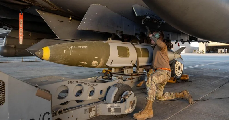 Трамп объявил об ударе возмездия по террористам в Сирии