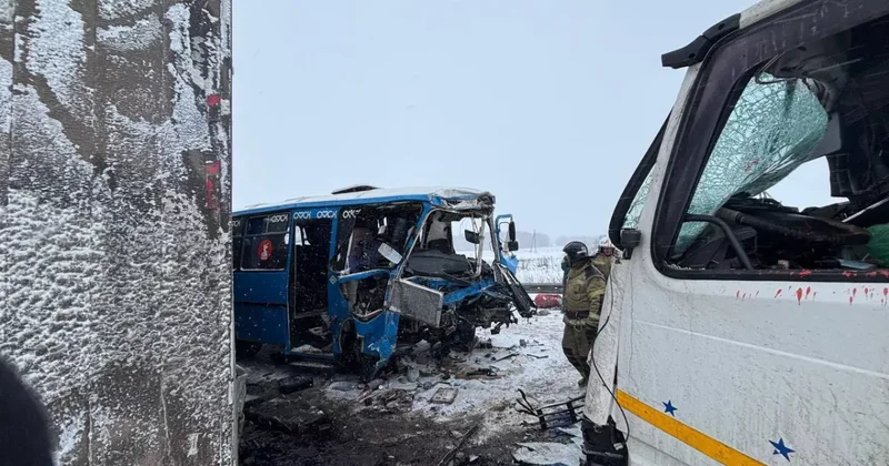 Жуткая авария на трассе смерти в России: погибли люди Видео