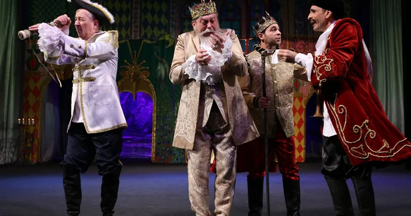 Как в Баку искали нужный размер хрустальной обуви для красивой девушки (ФОТО)