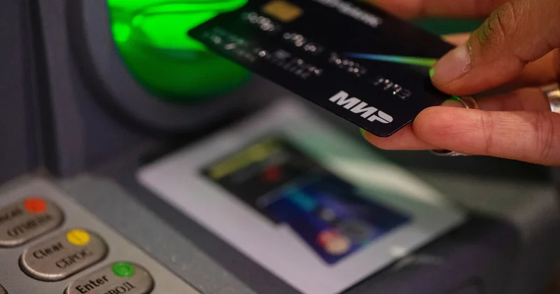 Банки Армении и Сербии ужесточили контроль над операциями клиентов из РФ