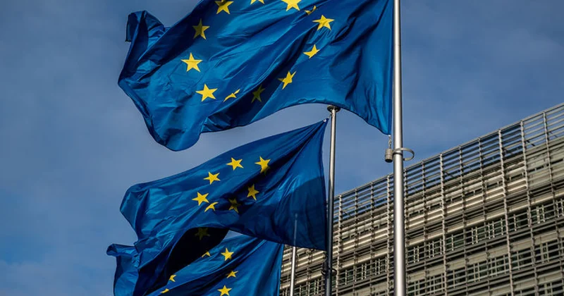 Бессильный Евросоюз в глазах Америки утверждает The Economist