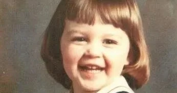 42 ildən sonra üzə çıxan həyat: “itən uşaq” heç vaxt qaçırıldığını bilməyib FOTO