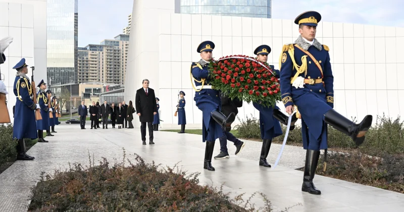 Ervin İbrahimoviç Zəfər parkında