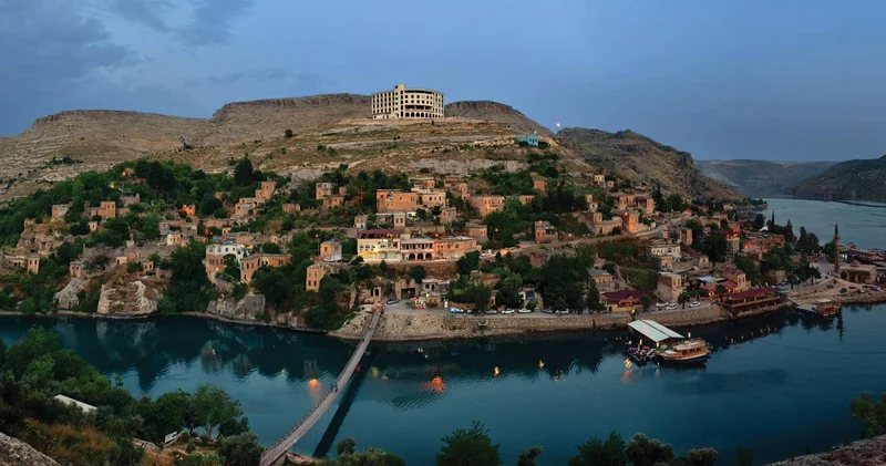 Şərqin incisi sayılan, turistlərin heyran qaldığı Halfeti