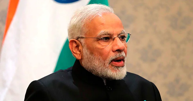 Вертолет с Моди не смог приземлиться из за тумана