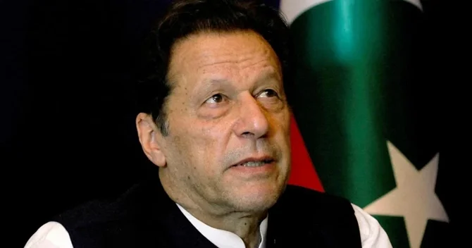 Pakistanın sabiq baş naziri İmran Xan və həyat yoldaşı korrupsiya ittihamı ilə 17 il həbs cəzası aldı