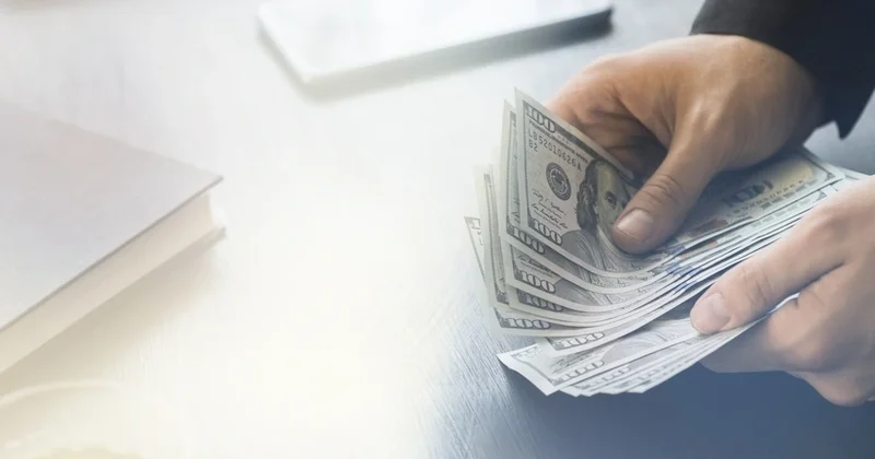 Azərbaycandan Gürcüstana pul köçürmələri 45 % dən çox azalıb