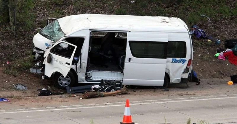 Oğuzda qəzaya uğrayan mikroavtobusda xəsarət alanlar kimdir? ADLAR