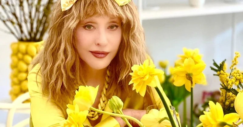 “Sadəcə yaşamaq qalib gəlməkdir“: Alla Puqaçova yeni mahnısını təqdim edib