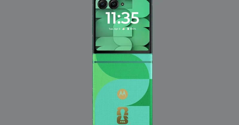 Раскрыт дизайн смартфона Moto Razr 60 FIFA Edition