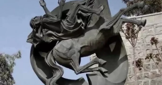 Dəməşqdə Papa II İoann Pavelin hədiyyə etdiyi Aziz Paul heykəli oğurlanıb